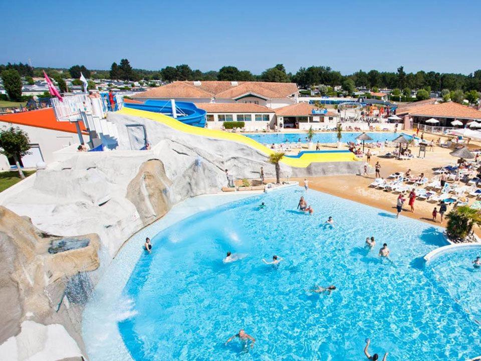 - Mobilhome Camping Les Charmettes - Fun Pass Non Inclus - Ле-Мат Экстерьер фото